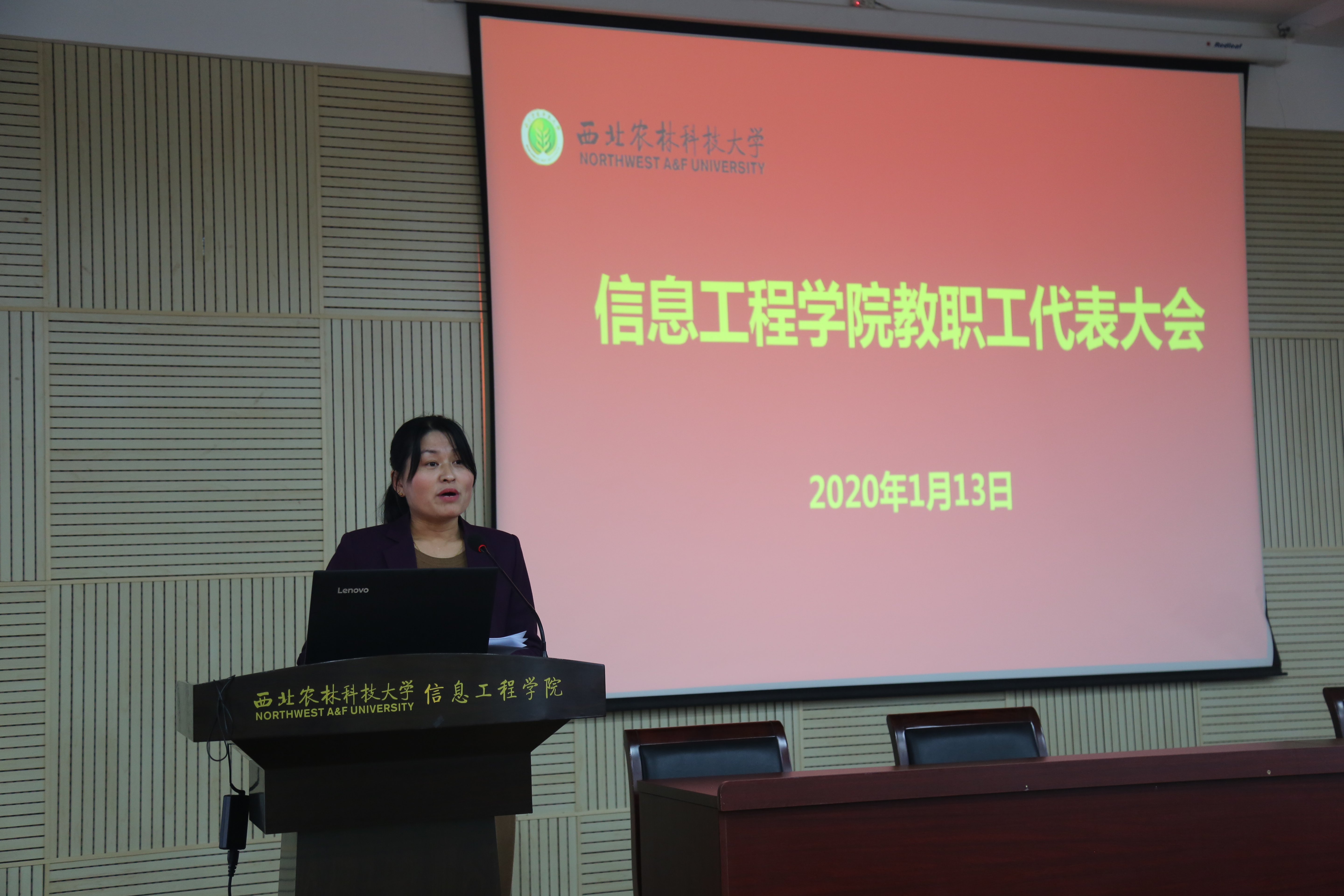 76f1aa3d73674644938e2d03422b3d57.jpg 76f1aa3d73674644938e2d03422b3d57.jpg